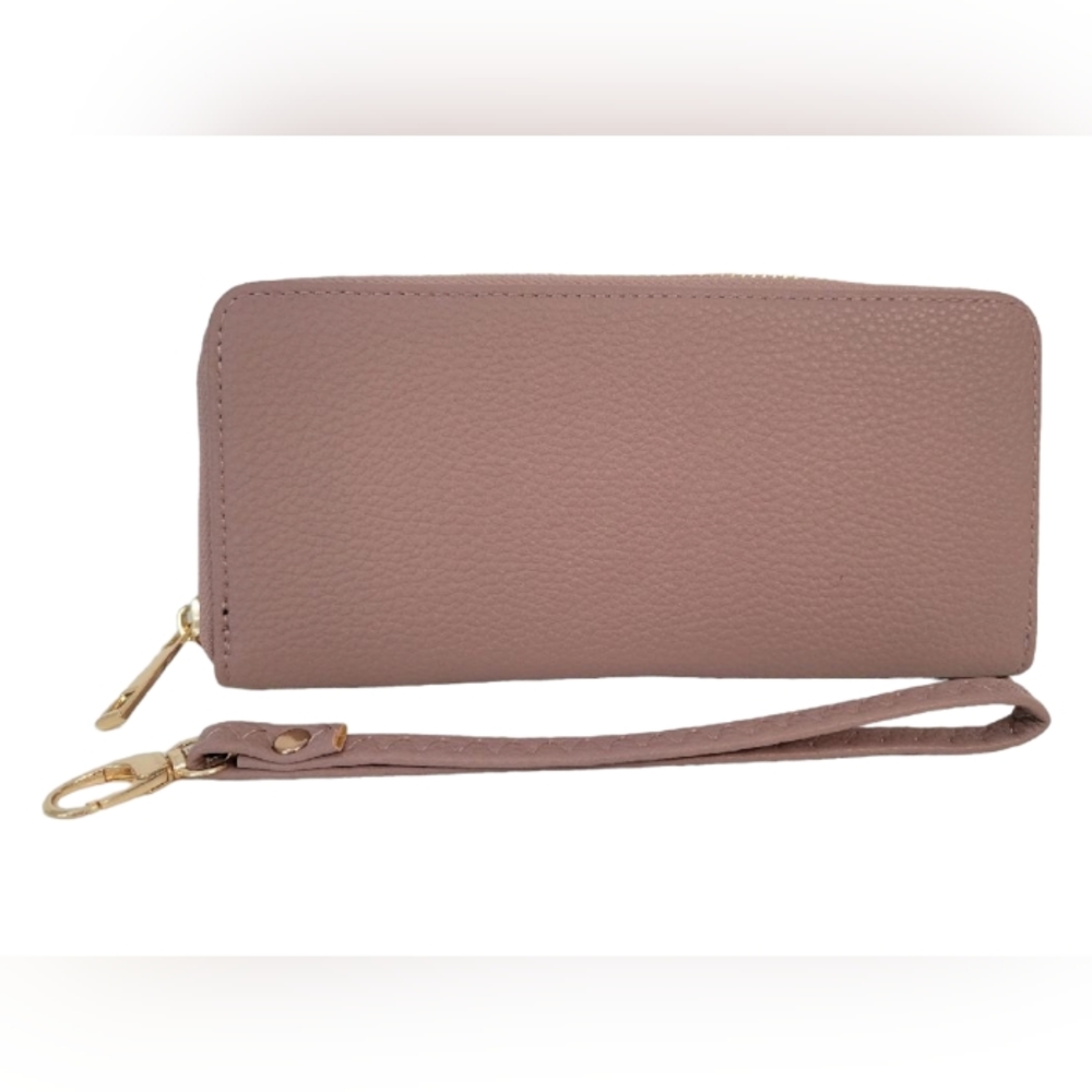 Wallet Lightly Textured Faux Leather in Blush